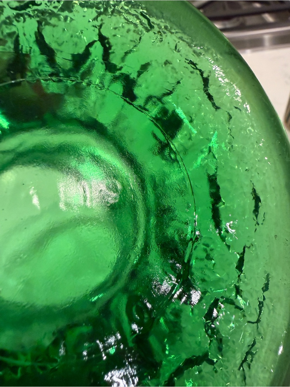 Emerald Green Textured Art Glass Pedestal Vase Heavy Pressed Glass– 10” Tall VTG - Picture 9 of 11